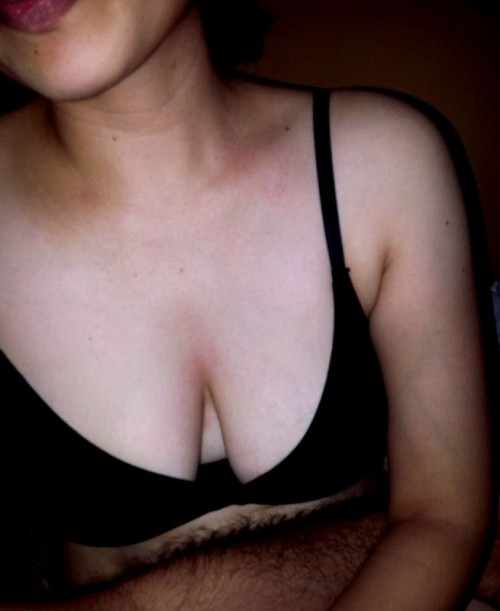 North Indian MILF wife (1)