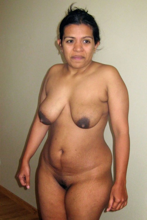 Big Boobs Indian Aunty Naked Bathing Photos 4 683x1024