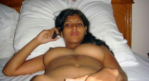 Hot Indian Air Hostess Nude Photos 3
