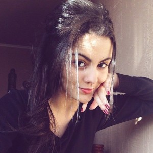 Beautiful Nri Nazira Sexy Selfies Leaked