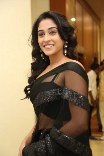 Regina-Cassandra-Bold-Photoshoots-3.jpg