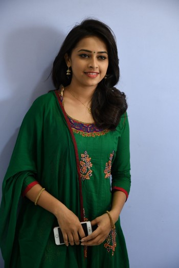 Sri-Divya-HD-Sexy-Pictures.jpg