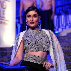 Kareena-Kapoor-Khan-walks-runway