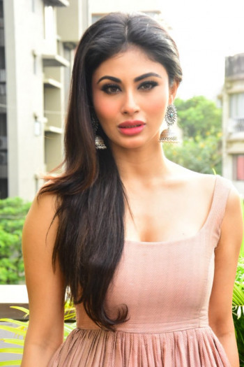 Invite-Book-Hire-Contact-Mouni-roy-Celebrity-Manager-Show-Event-Booking-2-683x1024.jpg