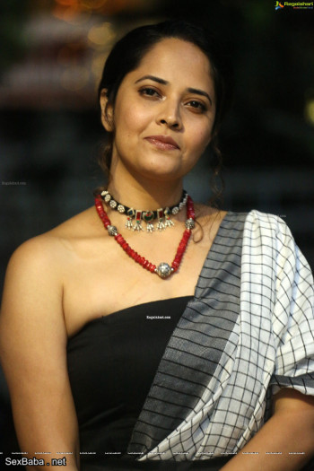 anasuya-mmc-pre-release1.jpg