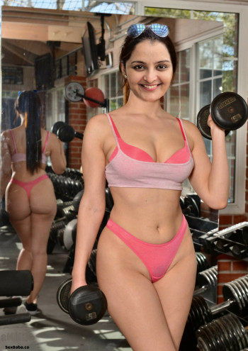 Manju warrier hot at gym