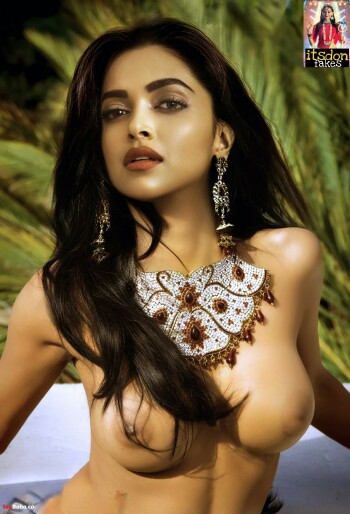 Deepika Padukone Nude (6)