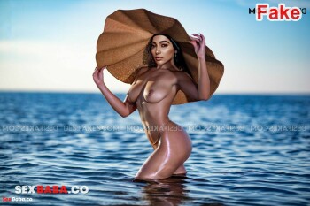 Pooja-Hegde-Nude-71