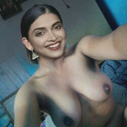 Deepika-Padukone-Nude-22