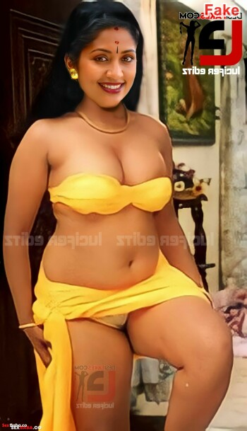 Navya-Nair-Nude-36.jpeg