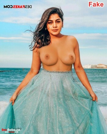 Meera Nude