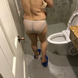 Ass-show-of-slutty-aunties-and-girls-24