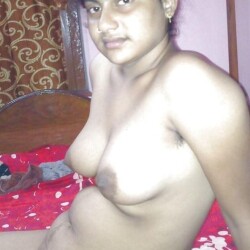big-ass-boobs-xxx-bhabhi-pic-hd-desi-wife-porn-12