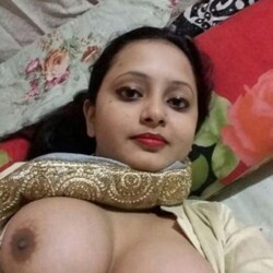 big-ass-boobs-xxx-bhabhi-pic-hd-desi-wife-porn-4
