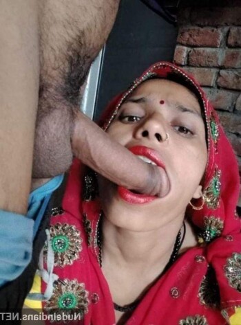 desi-wives-blowjob-sex-photos-3.jpg