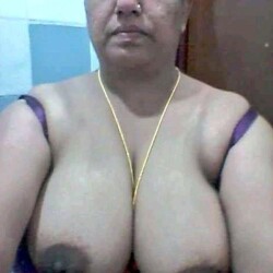 nude-bbw-malayalam-aunty-sex-photos-10