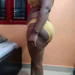 nude-desi-aunty-without-dress-photos-64
