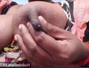 nude indian fat aunty photos 25