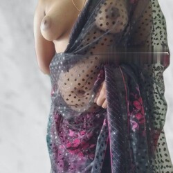 nude-indian-housewife-photos-32