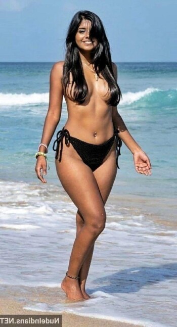 nude indian housewife photos 9