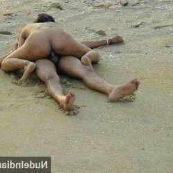 stolen-nude-indian-couples-private-sex-pics-31