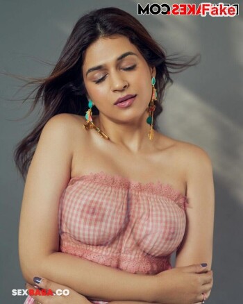 Shraddha_Das_6_x.jpg
