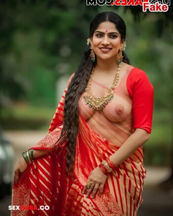 Swasika_InRed_Sareeplace_to_share_1.jpg