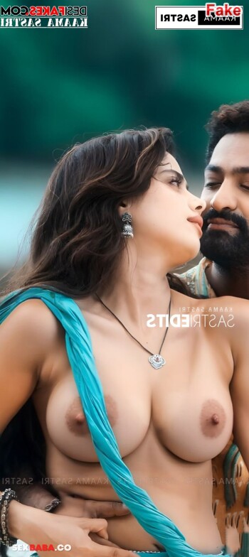 Janhvi_Kapoor_3_x.jpg