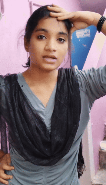 Ganeshwari_Pilla_Nude_______x.gif