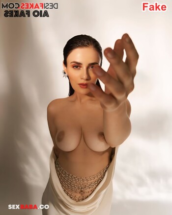 Radhikka Madan Dress Slipped Down While Posing, Flashed Her Milky Boobs 🍼😍🤤🔥🥵💦 x