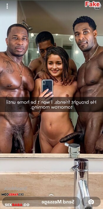 Alia_wants_to_spend_some_quality_time_with_the_Real_ALPHA_MALES__x.jpg