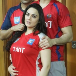 Preity_Zinta_x