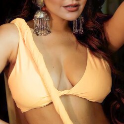 Kajal_Aggarwal_Sensual_in_her_Prime_x