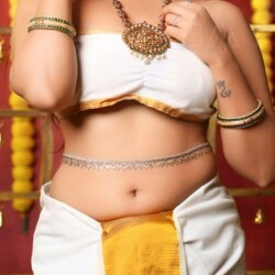 Samantha_Hot_Unseen_Navel_Curves_1_x