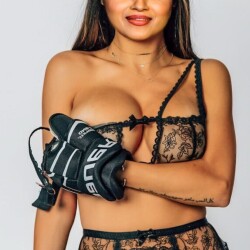 Trisha_x-14