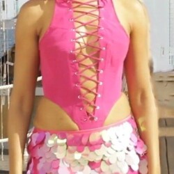 Deepika_padukone_ishq_jaisa_kuch_dance_sets