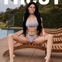 Ananya_Pandey_1