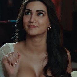 Kriti_Sanon_98