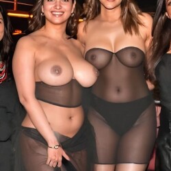 Kriti_Sanon_and_Tamannah_Bhatia_1