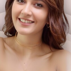 Raashi_Khanna_1