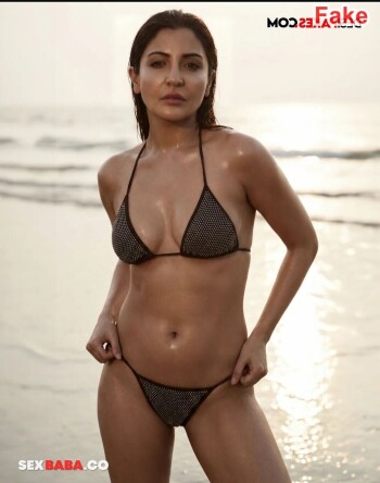 Anushka_Sharma__4.jpg