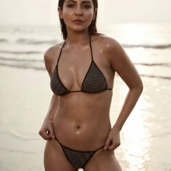 Anushka_Sharma__4