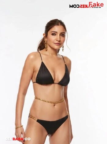 Anushka_Sharma__8.jpg