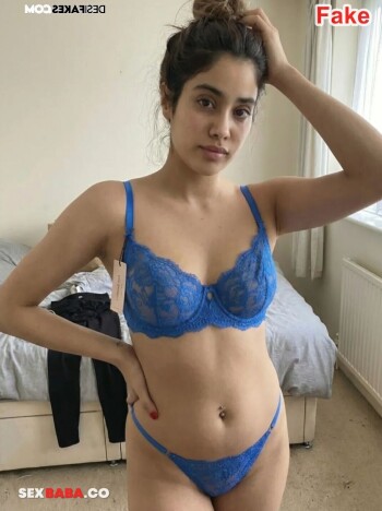 Janvi_Kapoor_2_.jpg