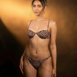 rakul-9