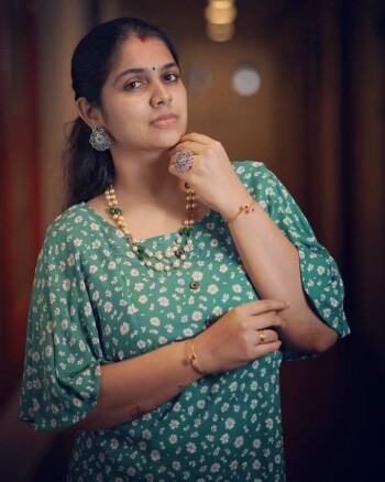 anjali aneesh ef6065