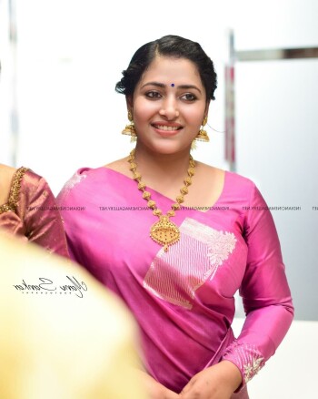 anu sithara 126937