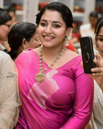 anu sithara b823f5