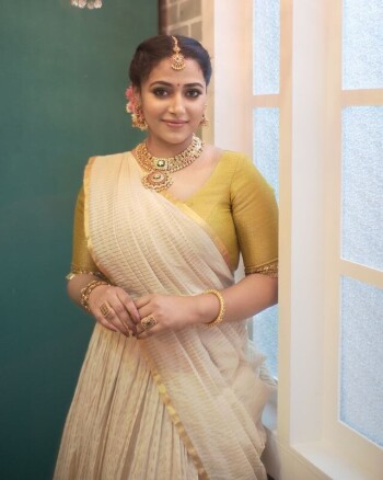 anu sithara cd4350