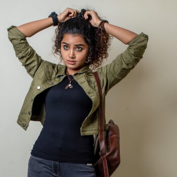 anupama parameswaran 2946d0
